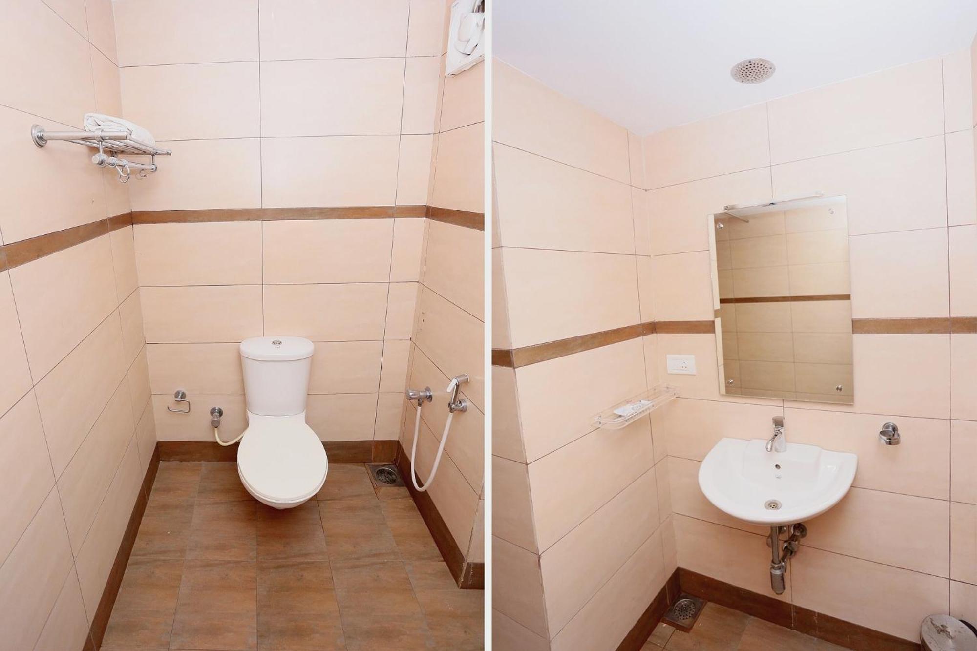 Super Townhouse Dona Castle Otel Kollam Dış mekan fotoğraf